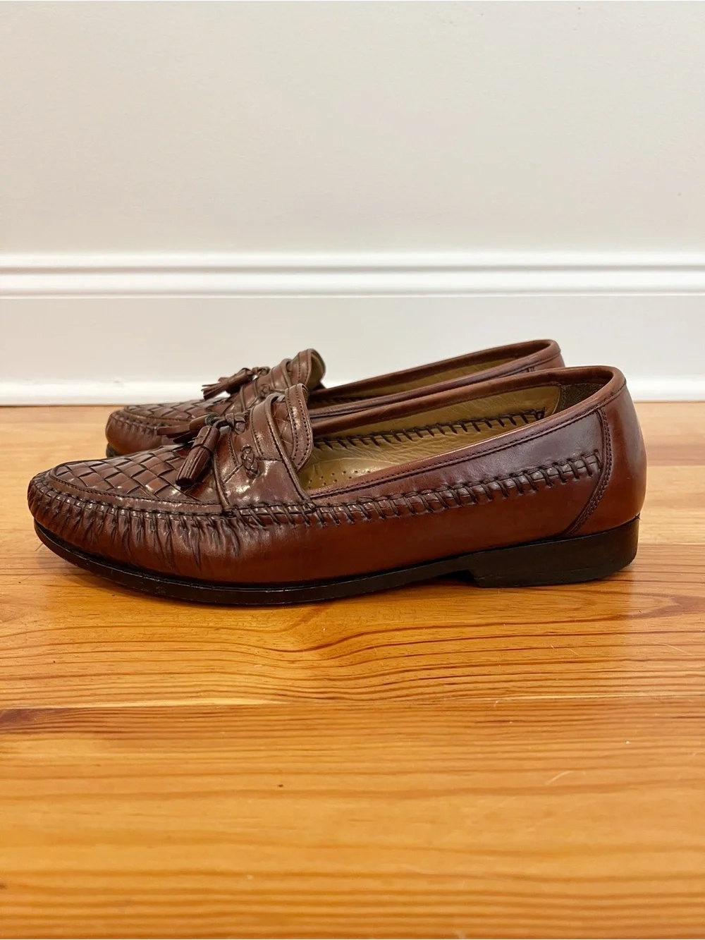 GH Bass Weejuns Shoes Mens Size 11.5 D Brown Leather Tassel Warner Dress Loafers